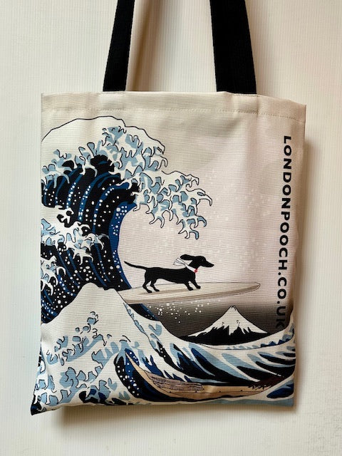 Tote Bag with the Hokusai Wave and a small dachshund surfing. Witty Art.